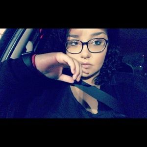 Meet your Posher, Grey